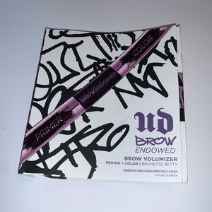 New Brunette Betty UD Brow Endowed Brow Volumizer
